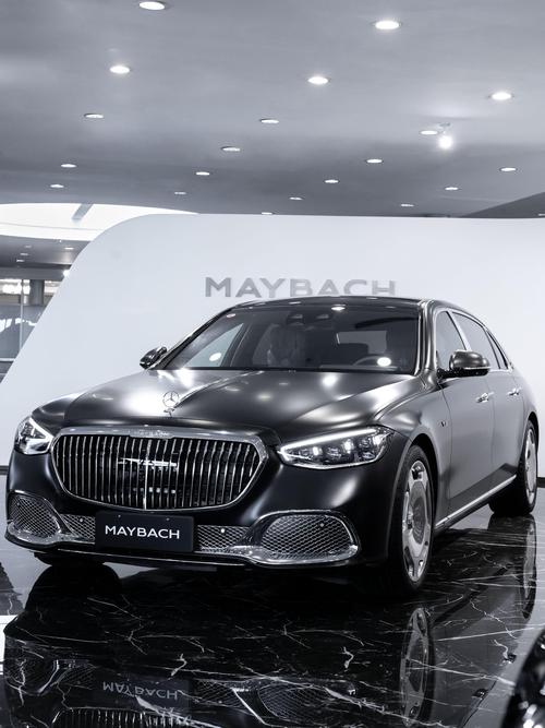 成都289岚图汽车的售后服务让用户无忧出行，迈巴赫未来的豪华车趋势